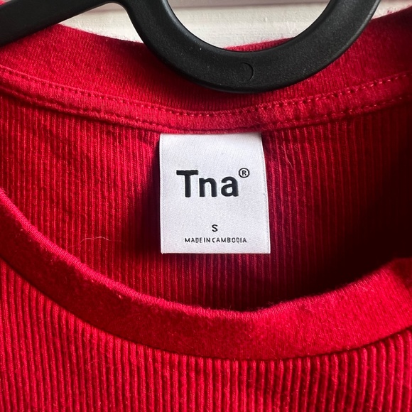 tna ribbed cropped longsleeve - lillooet (red) (s) - Picture 2 of 2